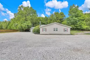 540 Huron Dr W, Heath, OH 43056 - Photo 2