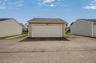 6108 Treaty Ln, Galloway, OH 43119 - Photo 40