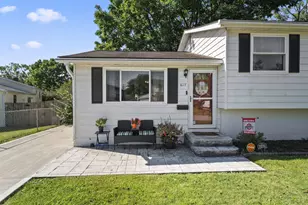 617 Oak Hollow Ct, Columbus, OH 43228 - Photo 2