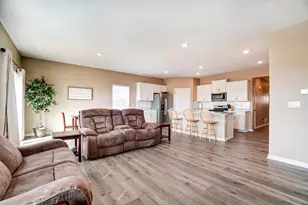 734 Leslie Dr, Plain City, OH 43064 - Photo 12