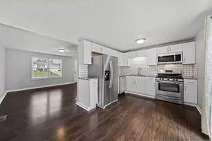 4431 Hickory Wood Dr, Columbus, OH 43228 - Photo 8