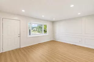 1852 Bar Harbor Rd, Columbus, OH 43219 - Photo 6