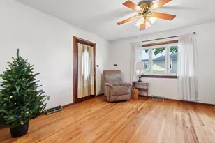 373-377 Main St, Groveport, OH 43125 - Photo 6