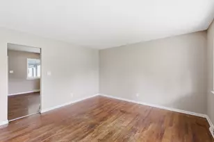 2900 Nuway Rd, Columbus, OH 43207 - Photo 12