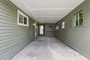 2049 Jermain Dr, Columbus, OH 43219 - Photo 26