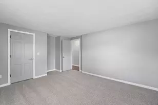 699 Cherry Hollow Rd, Columbus, OH 43228 - Photo 16