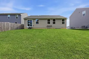 215 S Tuttle Rd, Springfield, OH 45505 - Photo 4