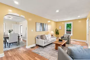 1990 Stelzer Rd, Columbus, OH 43230 - Photo 8