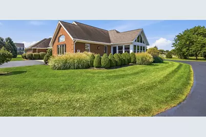 1096 Damon Drive #2, Washington Court House, OH 43160 - Photo 16