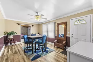 223 E North St, Crestline, OH 44827 - Photo 4