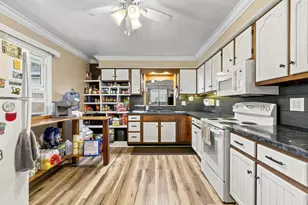 223 E North St, Crestline, OH 44827 - Photo 20