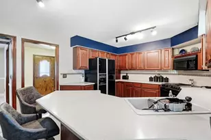 5421 Harrisburg Georgesville Rd, Grove City, OH 43123 - Photo 16