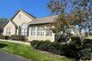 1283 Cascade Dr, Grove City, OH 43123 - Photo 2