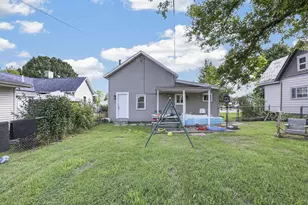 586 E Main St, Logan, OH 43138 - Photo 32