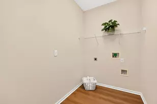 7434 Falls View Cir, Delaware, OH 43015 - Photo 36
