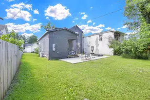 210 N Walnut St, Logan, OH 43138 - Photo 32