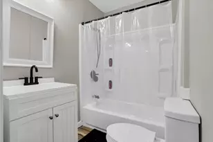 210 N Walnut St, Logan, OH 43138 - Photo 30