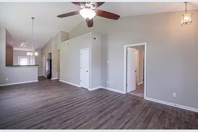 6175 Broad Stripes Avenue #224, Galloway, OH 43119 - Photo 4