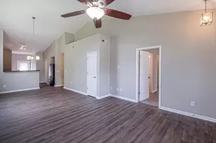 6175 Broad Stripes Ave, Galloway, OH 43119 - Photo 4