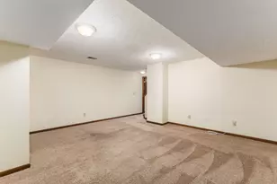4847 Dierker Rd, Columbus, OH 43220 - Photo 24
