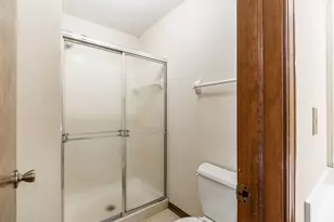 4847 Dierker Rd, Columbus, OH 43220 - Photo 16