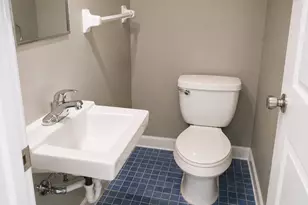 4682 Merrifield Pl, Columbus, OH 43220 - Photo 8
