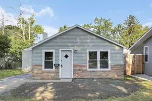 561 Erickson Ave, Whitehall, OH 43213 - Photo 1