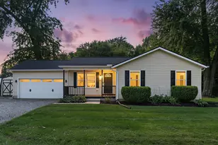 472 Zanesville Ave, Thornville, OH 43076 - Photo 1