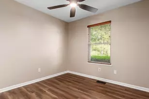 472 Zanesville Ave, Thornville, OH 43076 - Photo 16