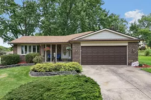 333 Dellfield Way, Gahanna, OH 43230 - Photo 1