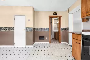 111 S Boggs St, De Graff, OH 43318 - Photo 12