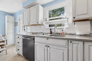 1293 E N Broadway St, Columbus, OH 43224 - Photo 12