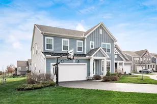 5622 Ballantrae Woods Dr, Dublin, OH 43016 - Photo 2