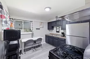 288 N Oakley Ave, Columbus, OH 43204 - Photo 8