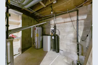 1577 Sandringham Court, Columbus, OH 43220 - Photo 32