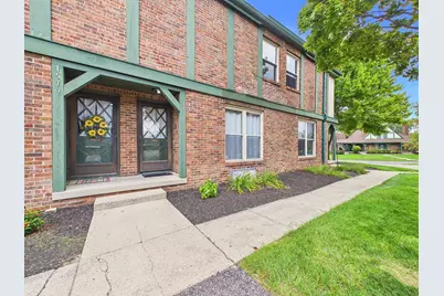 1577 Sandringham Court, Columbus, OH 43220 - Photo 2