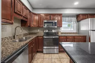 3415 Graystone Dr, Columbus, OH 43232 - Photo 10