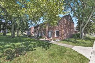 631 Simbury St, Columbus, OH 43228 - Photo 30