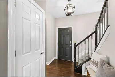 1572 Whitcombe Way, Columbus, OH 43228 - Photo 6
