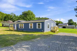 18432 Laurel St, Laurelville, OH 43135 - Photo 2