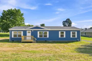 18432 Laurel St, Laurelville, OH 43135 - Photo 1