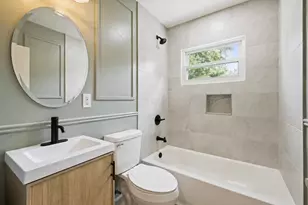 2986 Baker Hill Rd, Columbus, OH 43207 - Photo 12