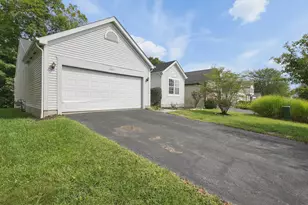 4942 Petticoat Ct, Columbus, OH 43231 - Photo 2