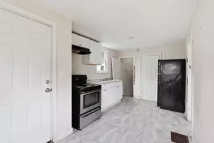 1482 E 26th Ave, Columbus, OH 43211 - Photo 10