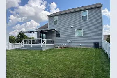 247 Cloverhill Drive, Galloway, OH 43119 - Photo 6
