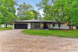 5289 Hazelton-Etna Rd SW, Pataskala, OH 43062 - Photo 1
