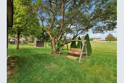 4439 Dawn Drive, Grove City, OH 43123 - Photo 2