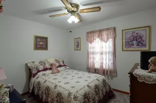 100 Vicky Ln SE, Heath, OH 43056 - Photo 2