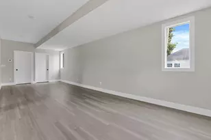 1618 Ransburg Ave, Columbus, OH 43223 - Photo 10