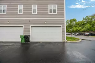 1231 Cromartie Ln, Columbus, OH 43201 - Photo 36